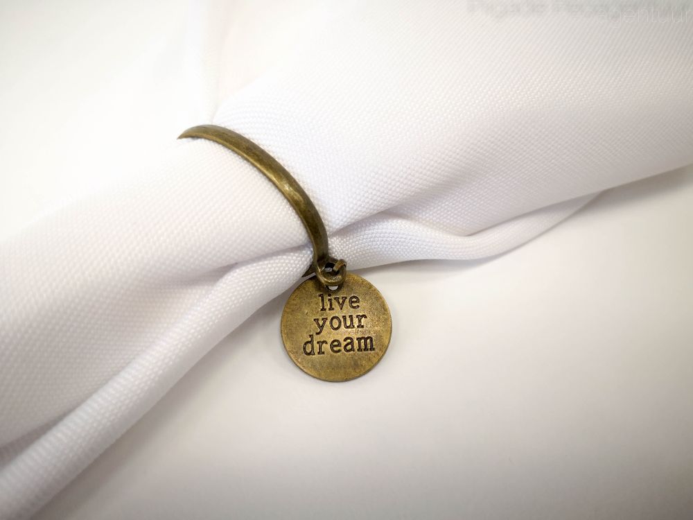 Servjetihoidja “Live your dream”